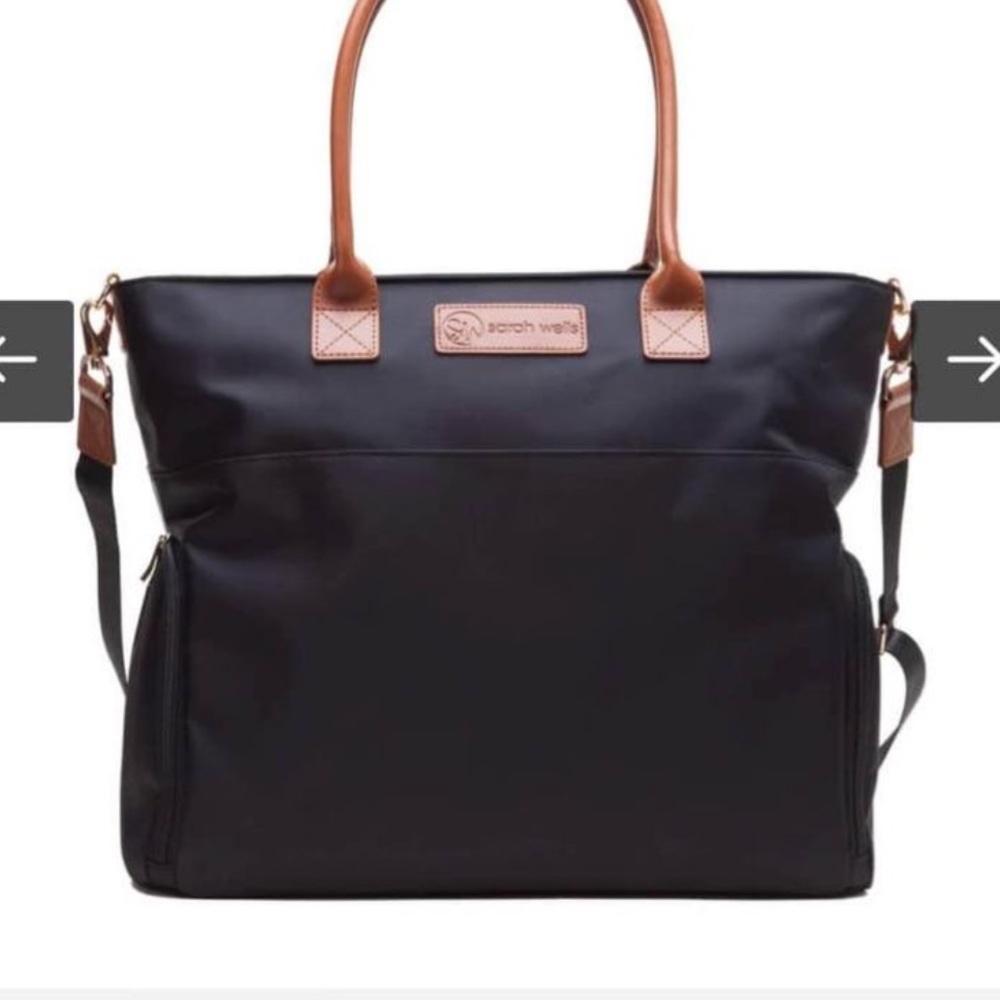 Sarah Wells Black Abbey Pump Bag